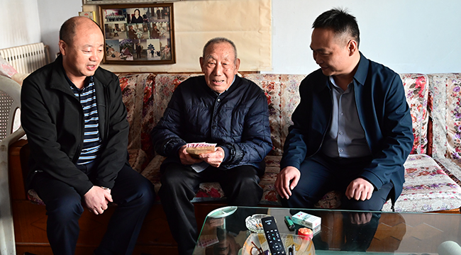 愛滿重陽節(jié)，慰問暖人心